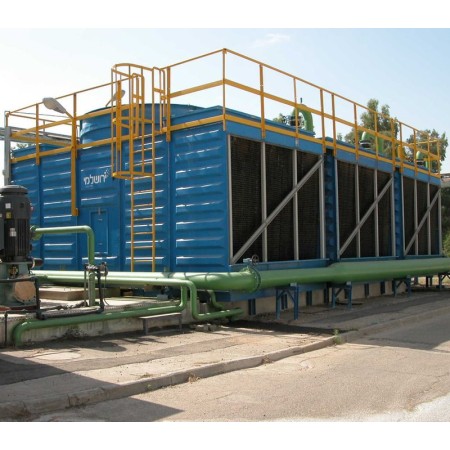 Low-flow fan cooling towers