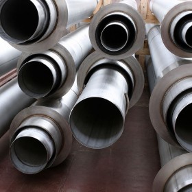 Cryogenic pipelines