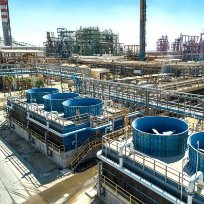 Fan cooling towers and cooling systems