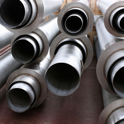 Cryogenic pipelines